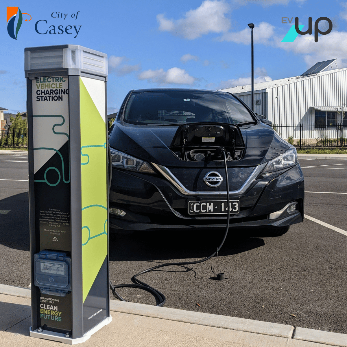 /assets/casey-public-ev-chargers-auriga-evolution-evup.png
